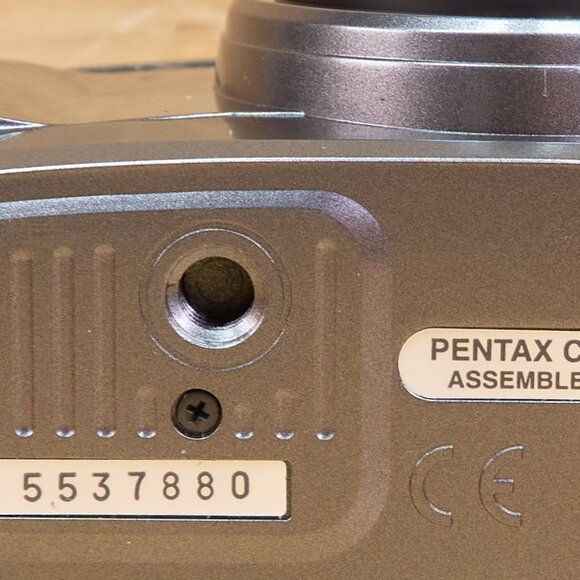Pentax Espio 80V Point and Shoot 35mm Film Camera - Picture 7 of 8
